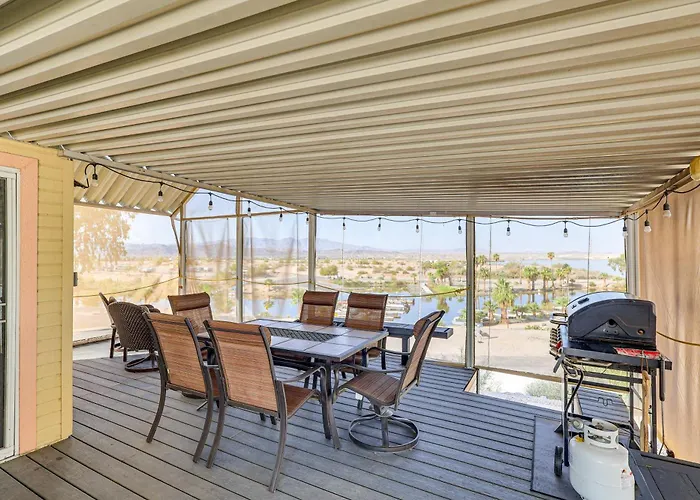 Boat Launch + Mtn Views: Havasu